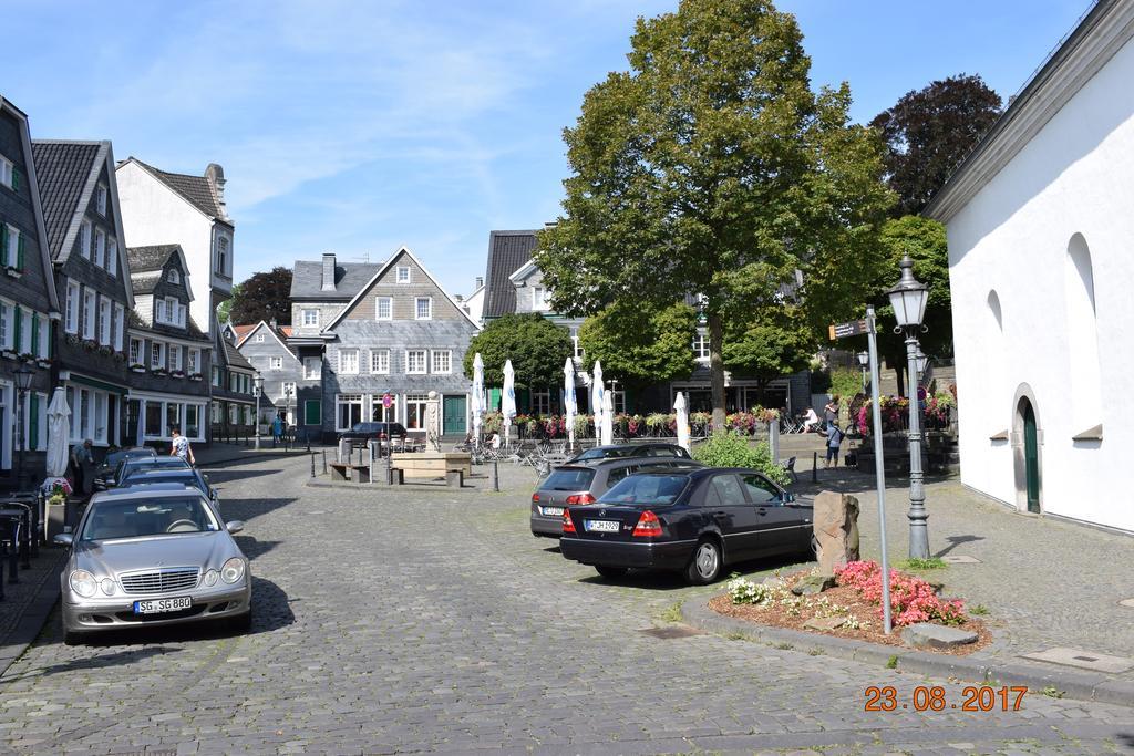 Messewohnung Graefrath Solingen Extérieur photo
